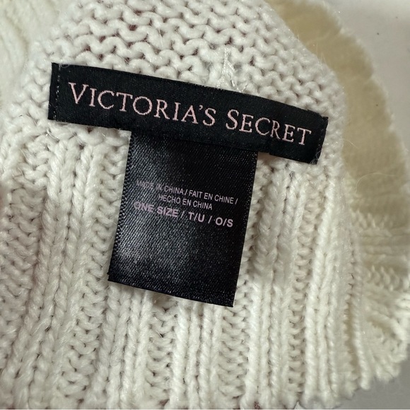 Victoria's Secret White Knit Beanie with Silver Accents - Picture 4 of 6